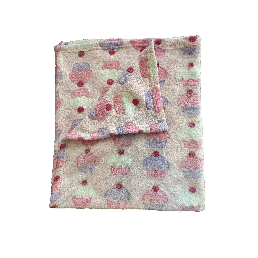 Cutie‎ Pie Baby Blanket Cupcakes Pink Purple Soft 28x38